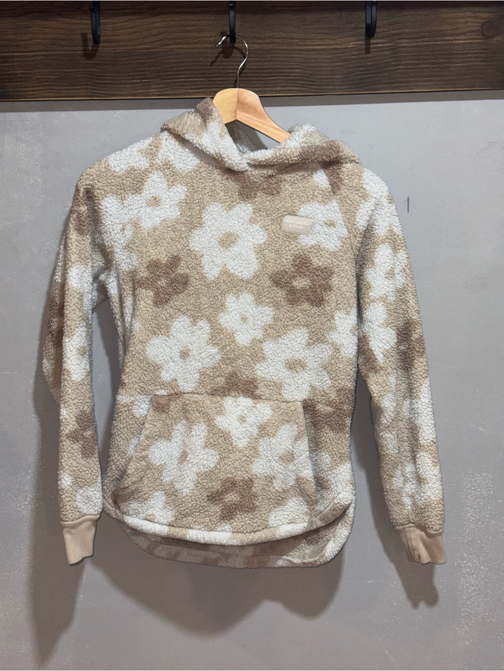 abercrombie kids Floral Sherpa Hoodie - Beige & Cream